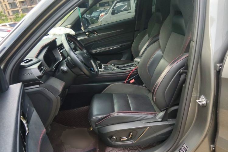 Used Lynk & Co 05 2020 2.0TD Four-Wheel Drive HypeHalo Left Front Seat