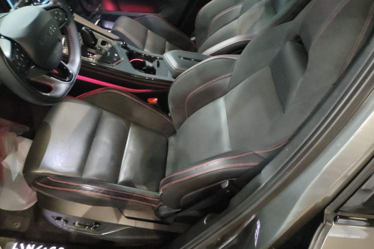 Used Lynk & Co 05 2020 2.0TD Four-Wheel Drive HypeHalo Left Front Seat