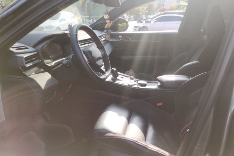 Used Lynk & Co 05 2020 2.0TD Four-Wheel Drive HypeHalo Left Front Seat
