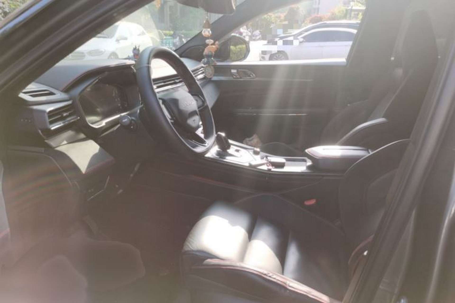 Used Lynk & Co 05 2020 2.0TD Four-Wheel Drive HypeHalo Left Front Seat