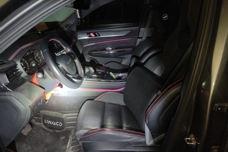 Used Lynk & Co 05 2020 2.0TD Four-Wheel Drive HypeHalo Left Front Seat