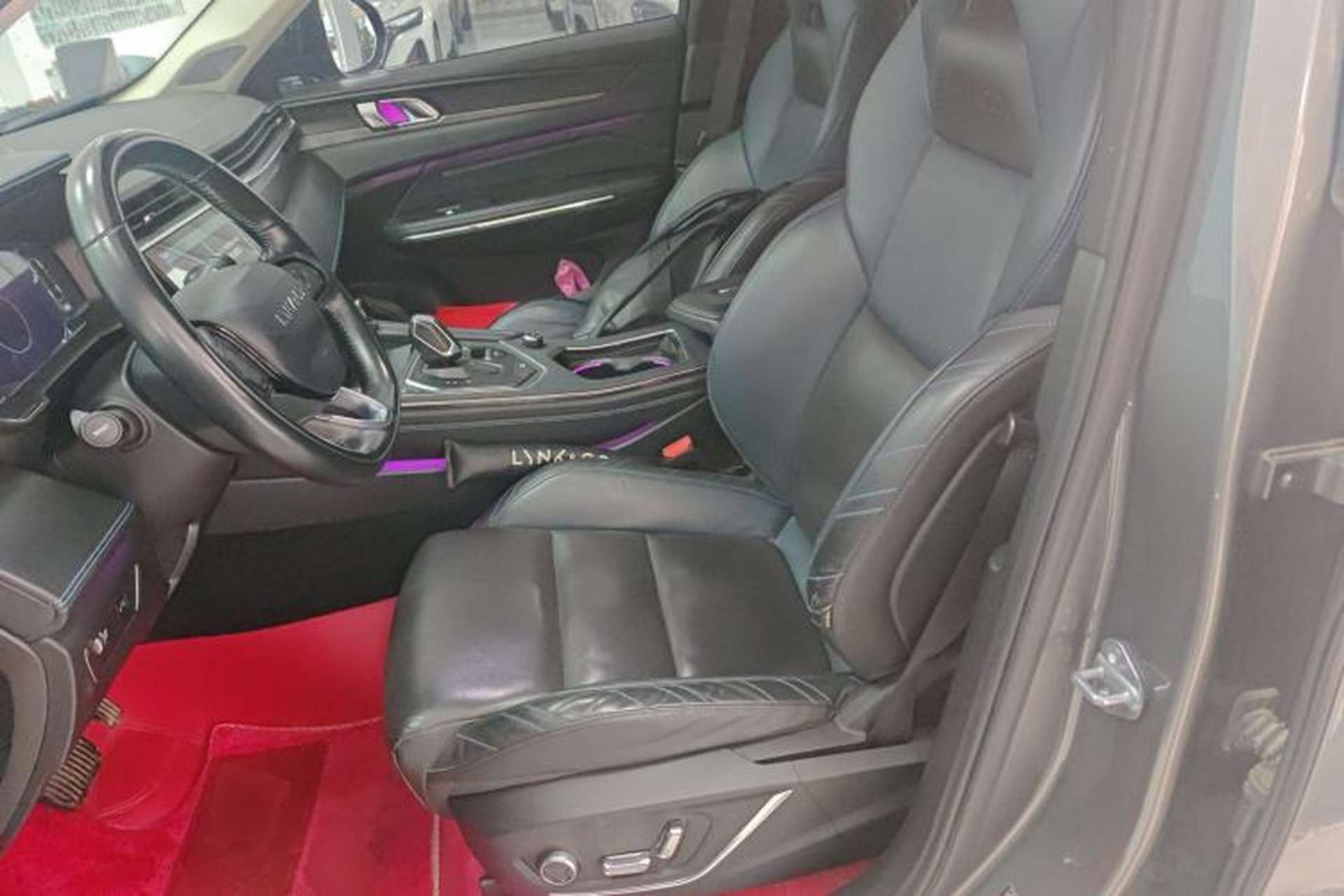 Used Lynk & Co 05 2020 2.0TD Two-Wheel Drive Shine Halo Left Front Seat