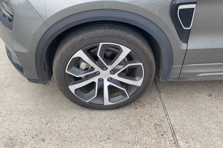 Used Lynk & Co 05 2020 2.0TD Four-Wheel Drive HypeHalo Left Front Wheel Hub