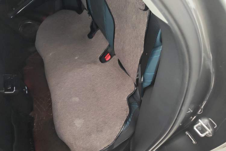 Used Lynk & Co 05 2020 2.0TD Two-Wheel Drive Shine Halo Left Rear Seat