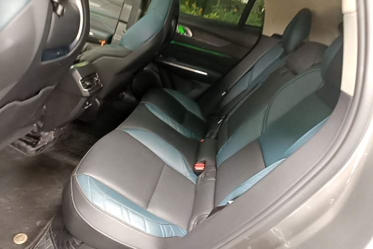 Used Lynk & Co 05 2020 2.0TD Two-Wheel Drive Shine Halo Left Rear Seat