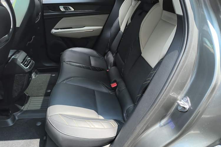 Used Lynk & Co 05 2020 2.0TD Two-Wheel Drive Shine Halo Left Rear Seat