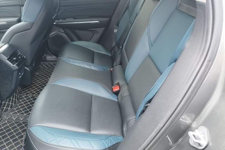 Used Lynk & Co 05 2020 2.0TD Two-Wheel Drive Shine Halo Left Rear Seat