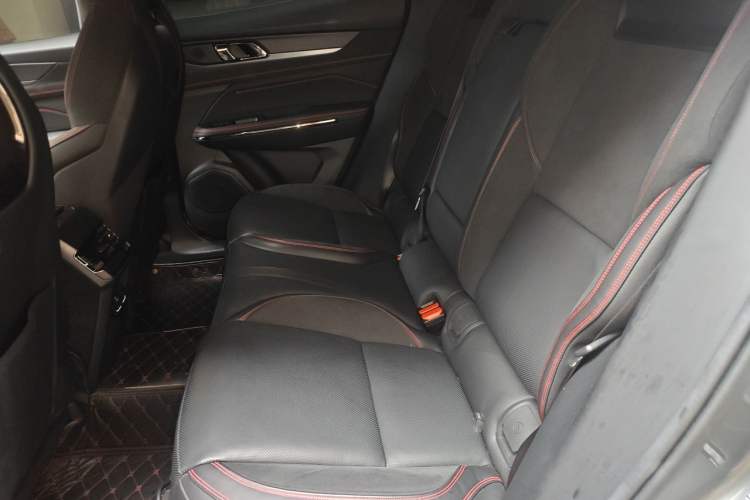Used Lynk & Co 05 2020 2.0TD Four-Wheel Drive HypeHalo Left Rear Seat