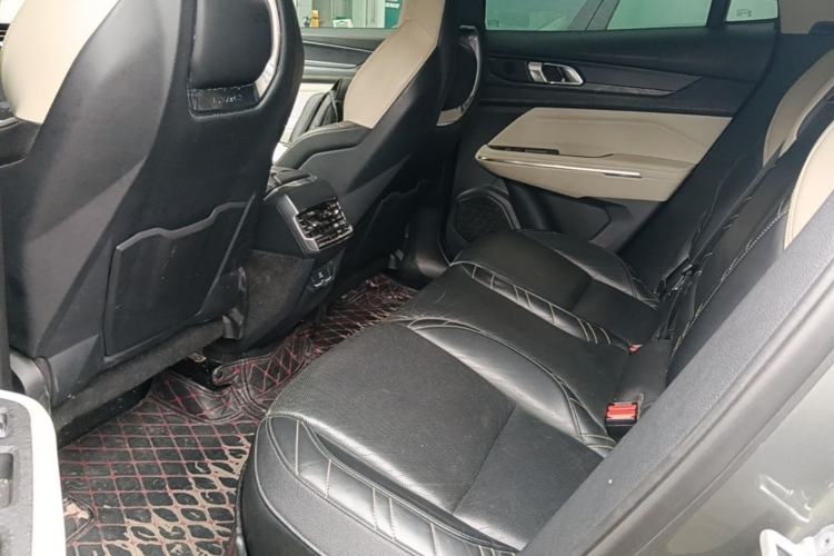Used Lynk & Co 05 2020 2.0TD Two-Wheel Drive Shine Halo Left Rear Seat