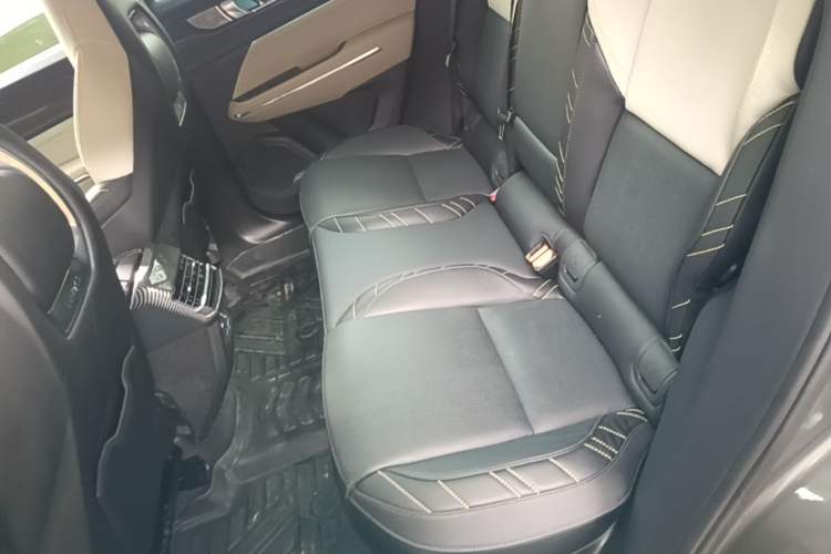 Used Lynk & Co 05 2020 2.0TD Two-Wheel Drive Shine Halo Left Rear Seat