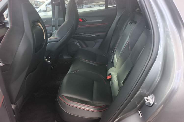 Used Lynk & Co 05 2020 2.0TD Four-Wheel Drive HypeHalo Left Rear Seat