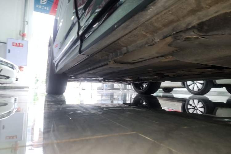 Used Lynk & Co 05 2020 2.0TD Four-Wheel Drive HypeHalo Left Side Sill
