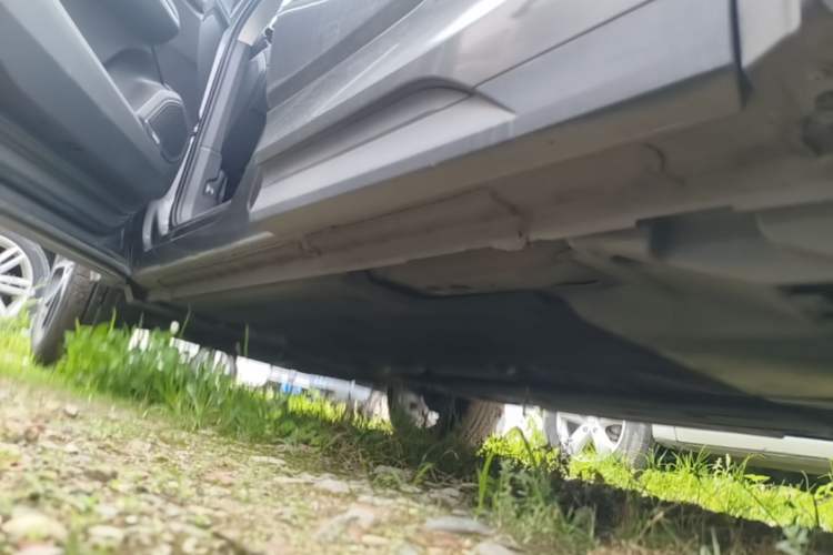Used Lynk & Co 05 2020 2.0TD Two-Wheel Drive Shine Halo Left Side Sill
