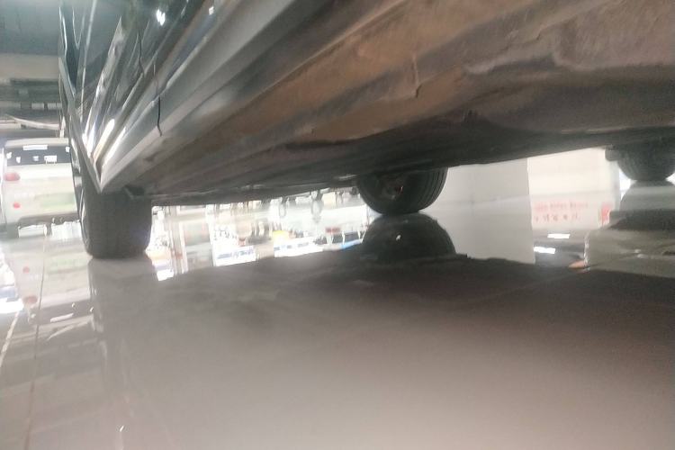 Used Lynk & Co 05 2020 2.0TD Four-Wheel Drive HypeHalo Left Side Sill