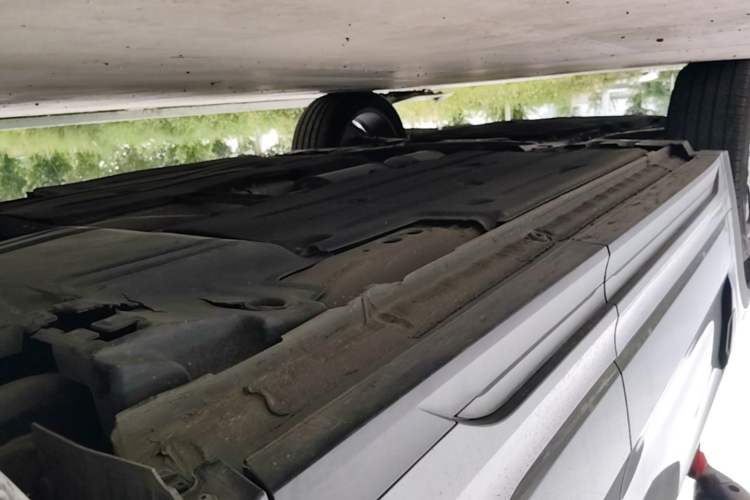 Used Lynk & Co 05 2020 2.0TD Two-Wheel Drive Zhaoyang Plus Left Side Sill