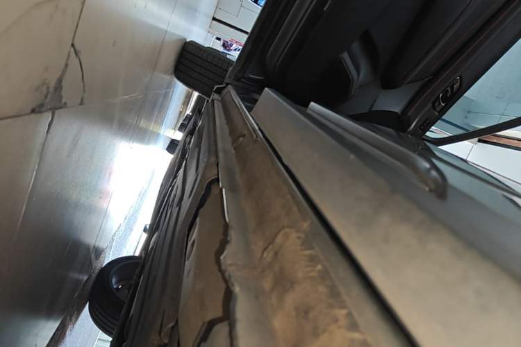 Used Lynk & Co 05 2020 2.0TD Four-Wheel Drive HypeHalo Left Side Sill
