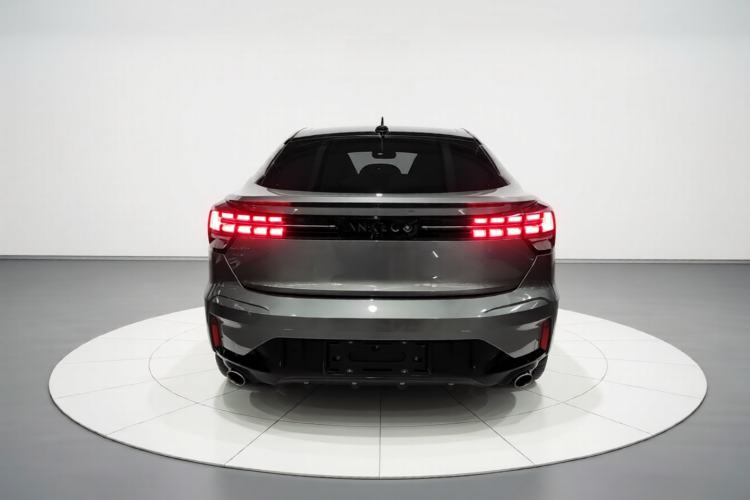 Used Lynk & Co 05 2020 2.0TD Four-Wheel Drive HypeHalo Rear