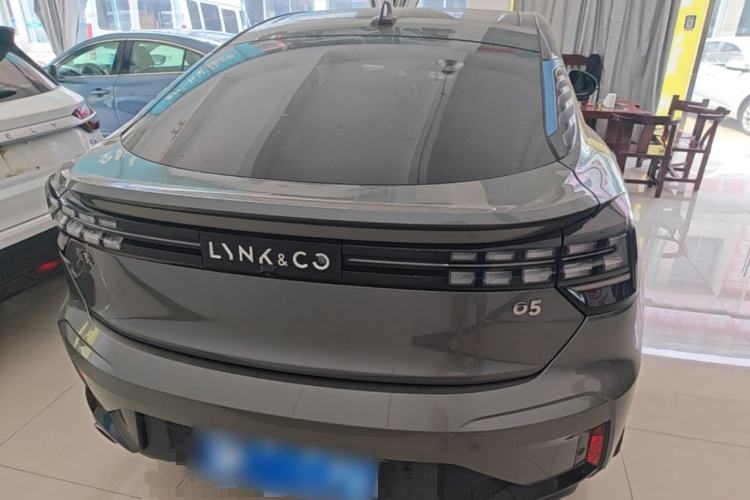 Used Lynk & Co 05 2020 2.0TD Two-Wheel Drive Shine Halo Rear