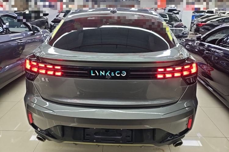 Used Lynk & Co 05 2020 2.0TD Two-Wheel Drive Shine Halo Rear