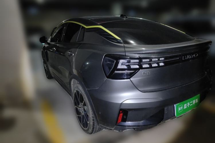 Used Lynk & Co 05 2020 2.0TD Two-Wheel Drive Shine Halo Rear Left 45 Deg
