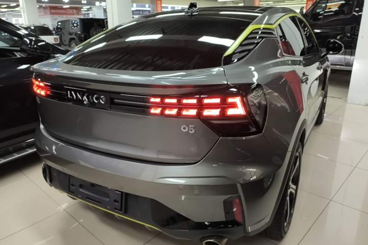 Used Lynk & Co 05 2020 2.0TD Two-Wheel Drive Zhaoyang Plus Rear Right 45 Deg