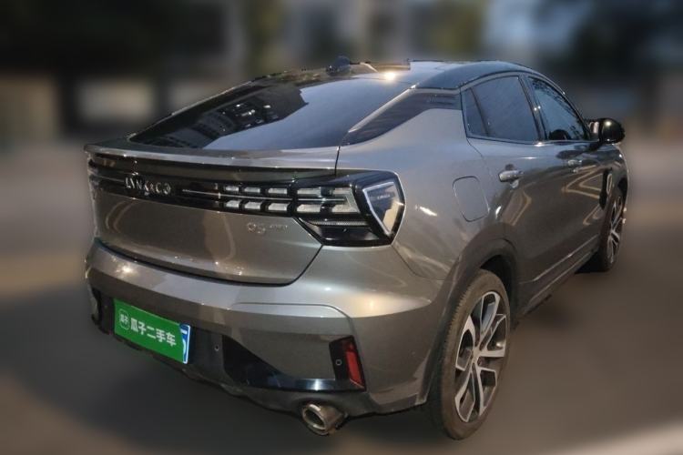 Used Lynk & Co 05 2020 2.0TD Four-Wheel Drive HypeHalo Rear Right 45 Deg