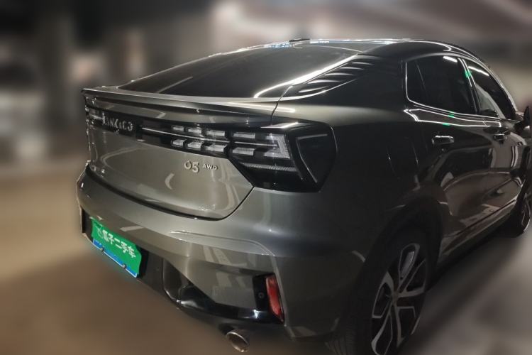 Used Lynk & Co 05 2020 2.0TD Four-Wheel Drive HypeHalo Rear Right 45 Deg