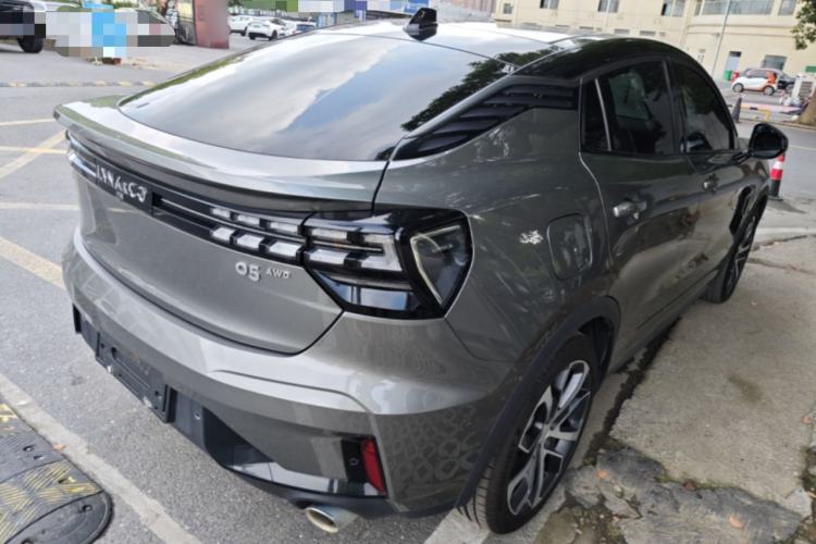 Used Lynk & Co 05 2020 2.0TD Four-Wheel Drive HypeHalo Rear Right 45 Deg