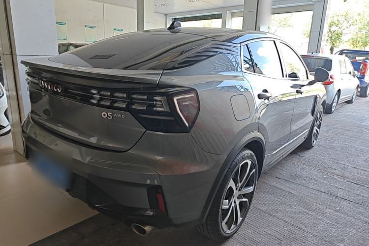 Used Lynk & Co 05 2020 2.0TD Four-Wheel Drive HypeHalo Rear Right 45 Deg