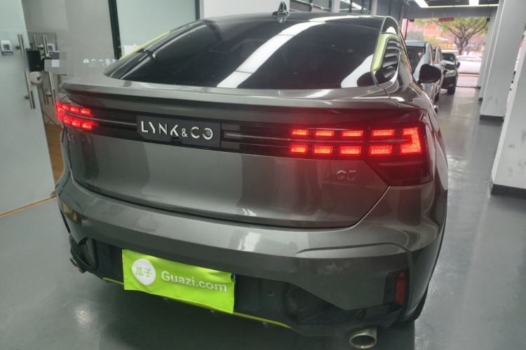 Used Lynk & Co 05 2020 2.0TD Two-Wheel Drive Shine Halo Rear