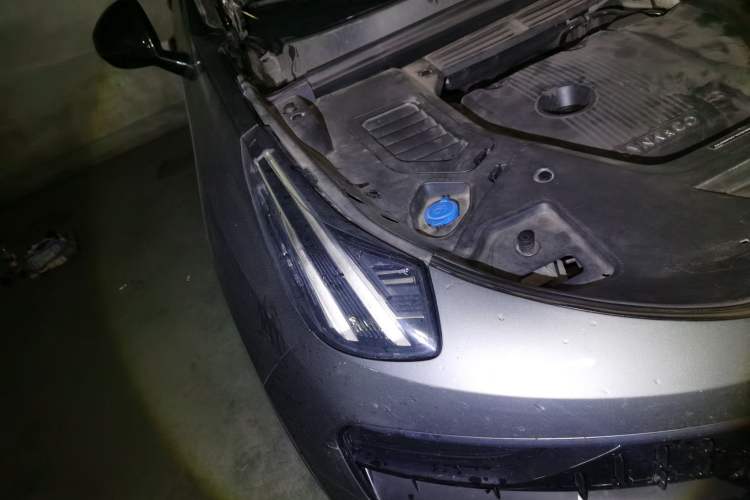 Used Lynk & Co 05 2020 2.0TD Four-Wheel Drive HypeHalo Right Front Headlight