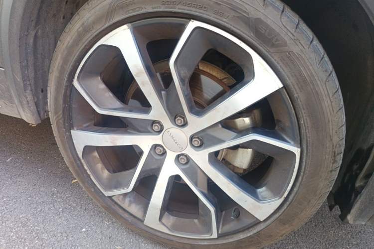 Used Lynk & Co 05 2020 2.0TD Four-Wheel Drive HypeHalo Right Front Wheel Hub