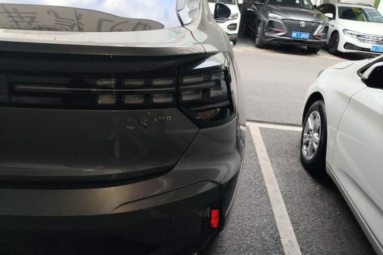 Used Lynk & Co 05 2020 2.0TD Four-Wheel Drive HypeHalo Right Rear Taillight