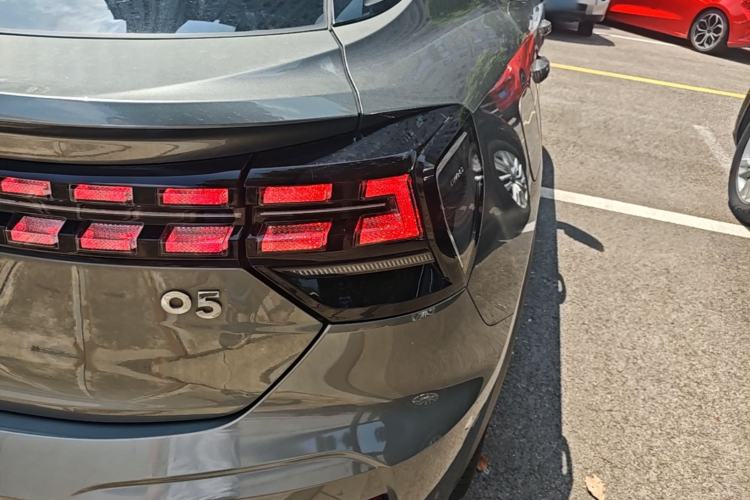 Used Lynk & Co 05 2020 2.0TD Two-Wheel Drive Zhaoyang Plus Right Rear Taillight