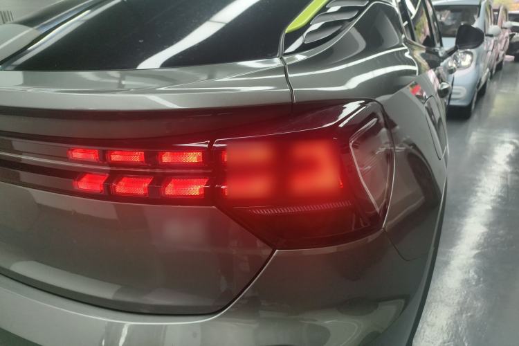 Used Lynk & Co 05 2020 2.0TD Two-Wheel Drive Shine Halo Right Rear Taillight
