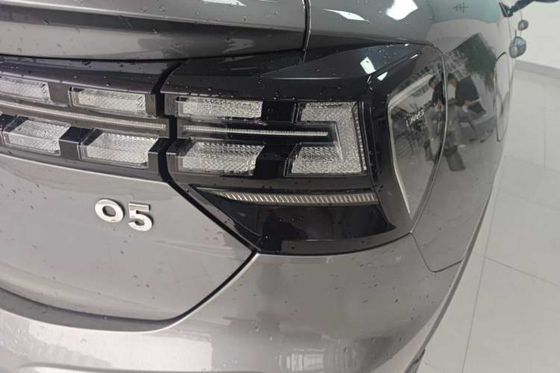Used Lynk & Co 05 2020 2.0TD Two-Wheel Drive Shine Halo Right Rear Taillight