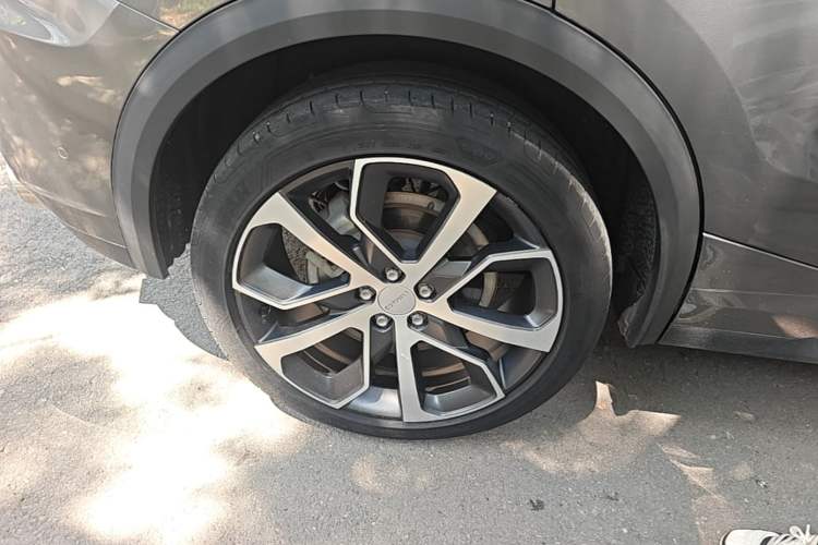 Used Lynk & Co 05 2020 2.0TD Four-Wheel Drive HypeHalo Right Rear Wheel Hub