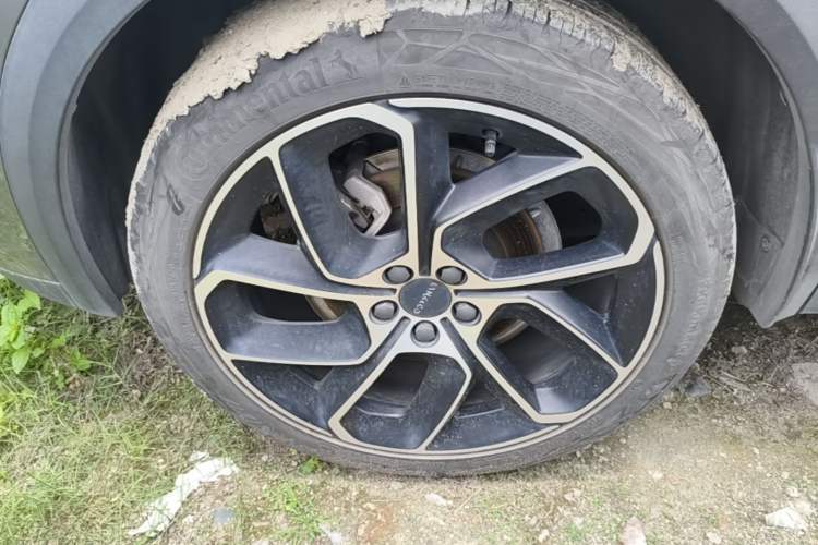 Used Lynk & Co 05 2020 2.0TD Two-Wheel Drive Shine Halo Right Rear Wheel Hub