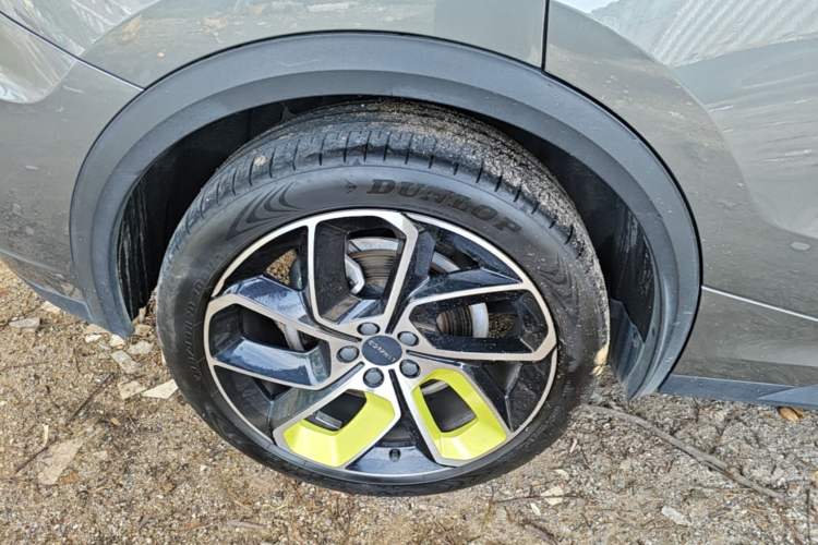 Used Lynk & Co 05 2020 2.0TD Two-Wheel Drive Shine Halo Right Rear Wheel Hub