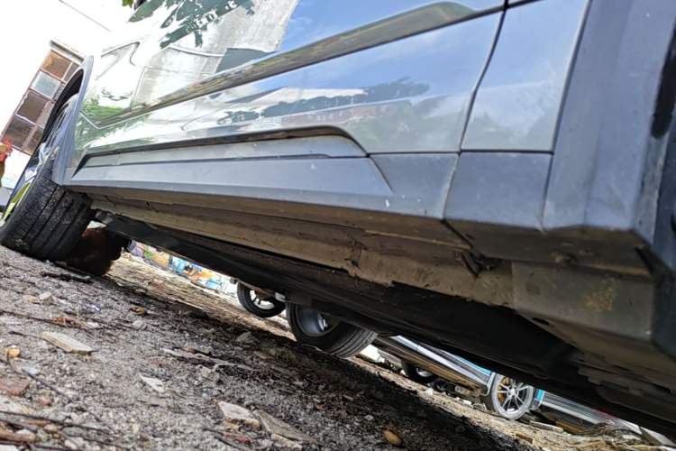 Used Lynk & Co 05 2020 2.0TD Two-Wheel Drive Shine Halo Right Side Sill