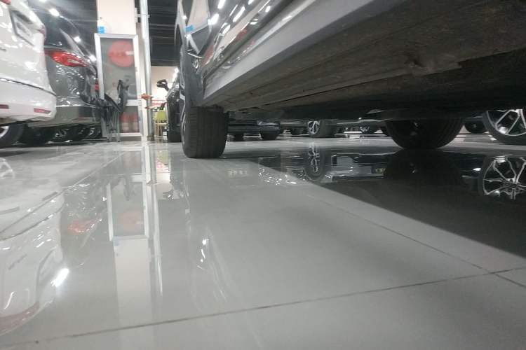 Used Lynk & Co 05 2020 2.0TD Four-Wheel Drive HypeHalo Right Side Sill