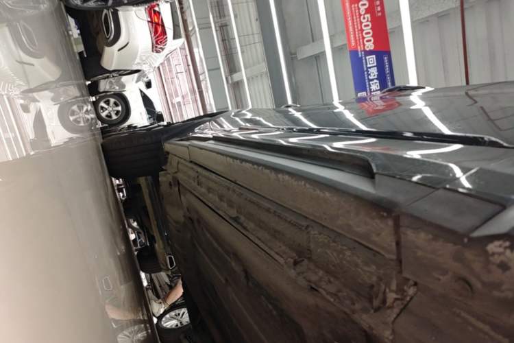Used Lynk & Co 05 2020 2.0TD Two-Wheel Drive Shine Halo Right Side Sill
