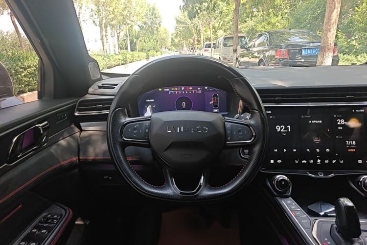 Used Lynk & Co 05 2020 2.0TD Four-Wheel Drive HypeHalo Steering Wheel