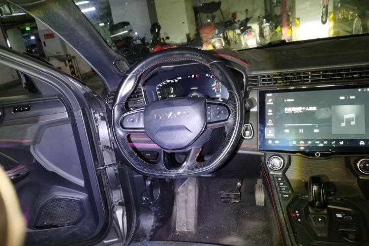 Used Lynk & Co 05 2020 2.0TD Four-Wheel Drive HypeHalo Steering Wheel