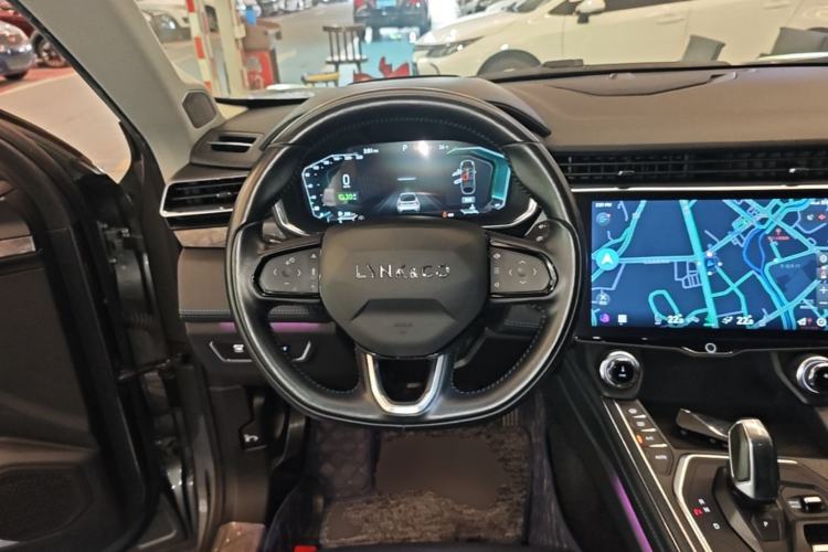 Used Lynk & Co 05 2020 2.0TD Two-Wheel Drive Shine Halo Steering Wheel