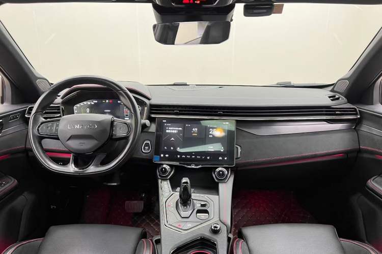 Used Lynk & Co 05 2020 2.0TD Four-Wheel Drive HypeHalo Steering Wheel