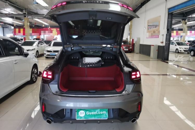 Used Lynk & Co 05 2020 2.0TD Four-Wheel Drive HypeHalo Trunk