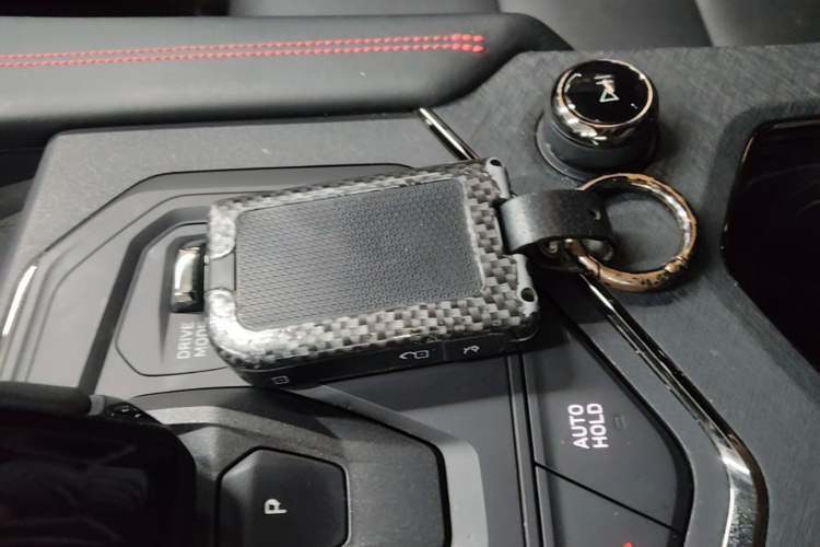 Used Lynk & Co 05 2020 2.0TD Four-Wheel Drive HypeHalo Vehicle Key