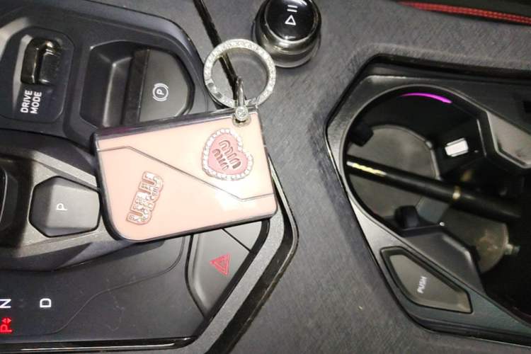Used Lynk & Co 05 2020 2.0TD Four-Wheel Drive HypeHalo Vehicle Key