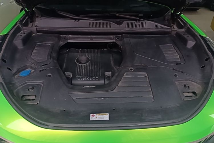 Used Lynk & Co 05 2020 2.0TD Four-Wheel Drive Limited-Edition Timed Release Engine Bay